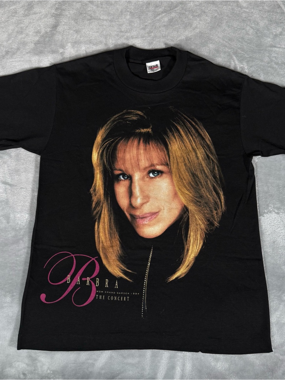 Vintage Barbra Streisand MGM Grand Concert T Shirt Mens M Slim Fit 1994 90s